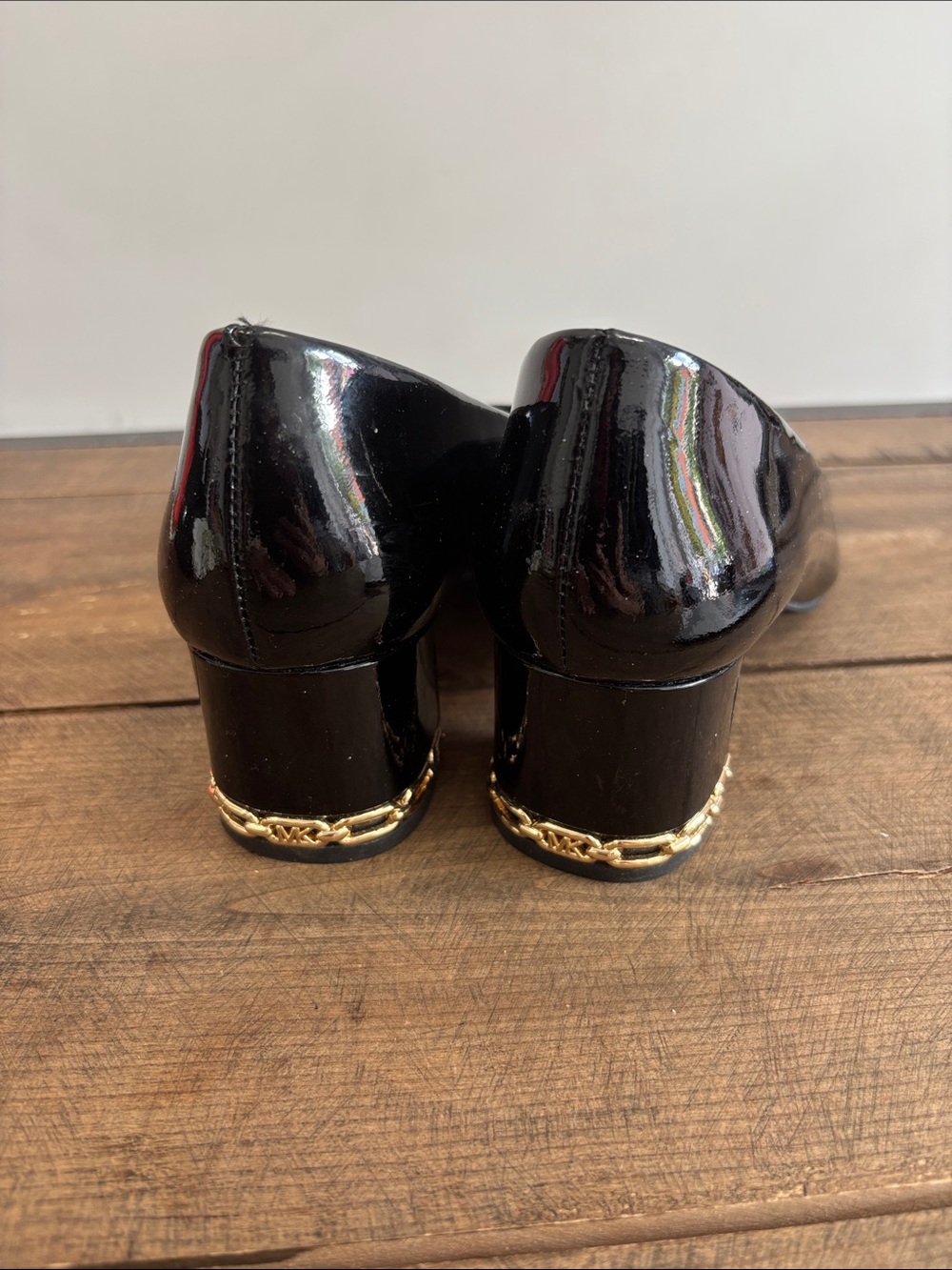 MICHAEL Michael Kors Black Patent Leather Low Block Heel Pumps - Picture 4 of 6